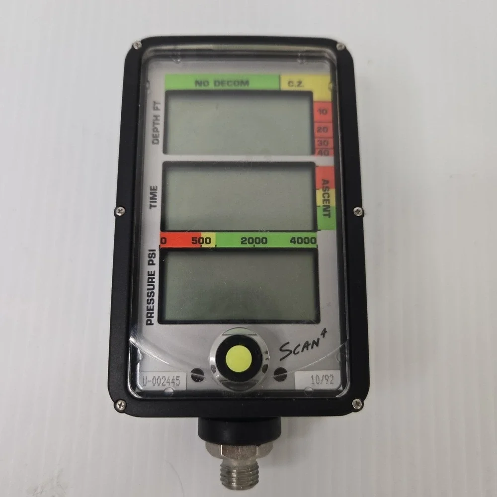 US Divers Aqua Lung Scan 4 Metric Scuba‎ Computer Console Air Integrated